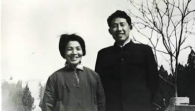 和山东大张叔叔的合影 1978